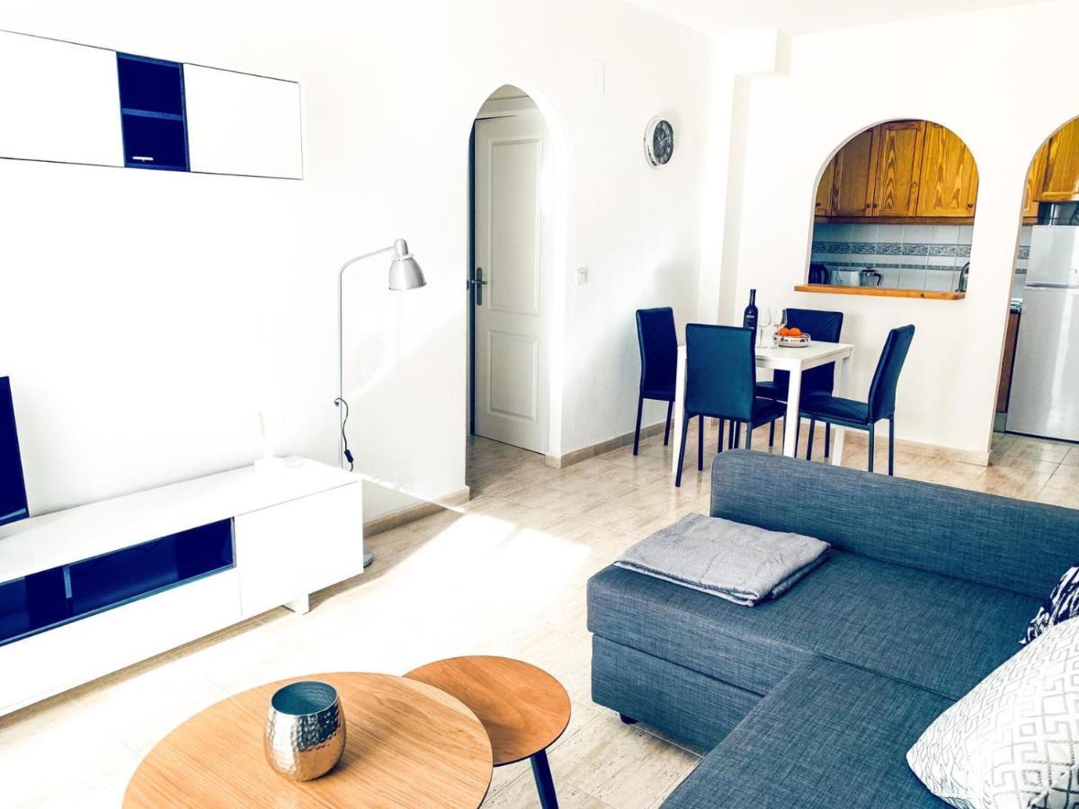Apartment Bella Mar ตอร์เรเวียคา ภายนอก รูปภาพ